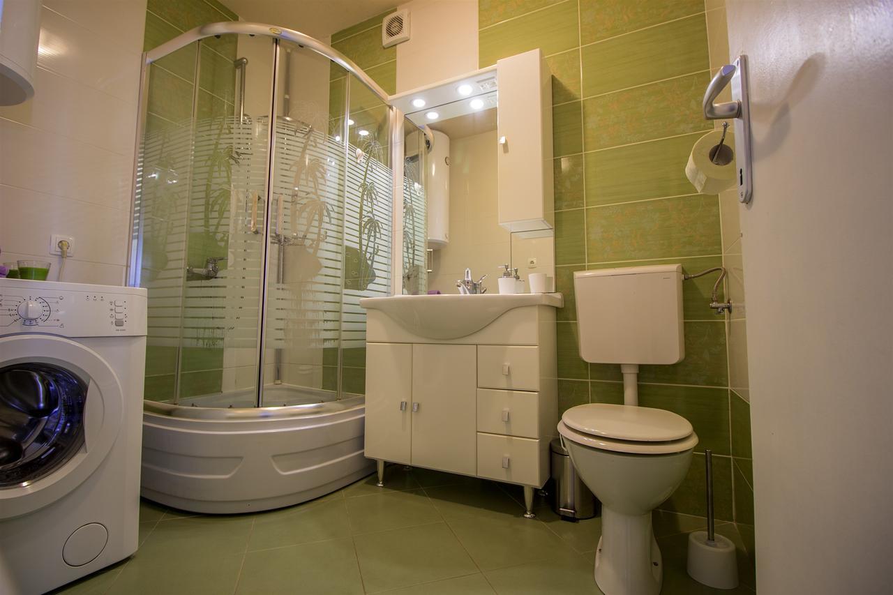 Apartment Punta Omiš Eksteriør bilde